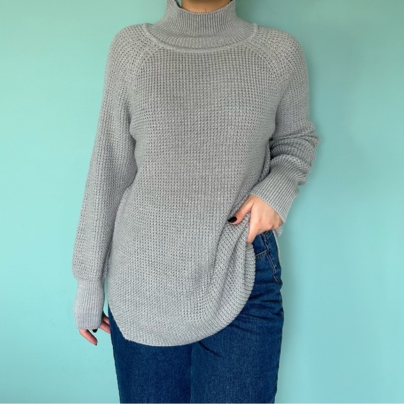 VINTAGE SWEATER - Picture 3 of 5